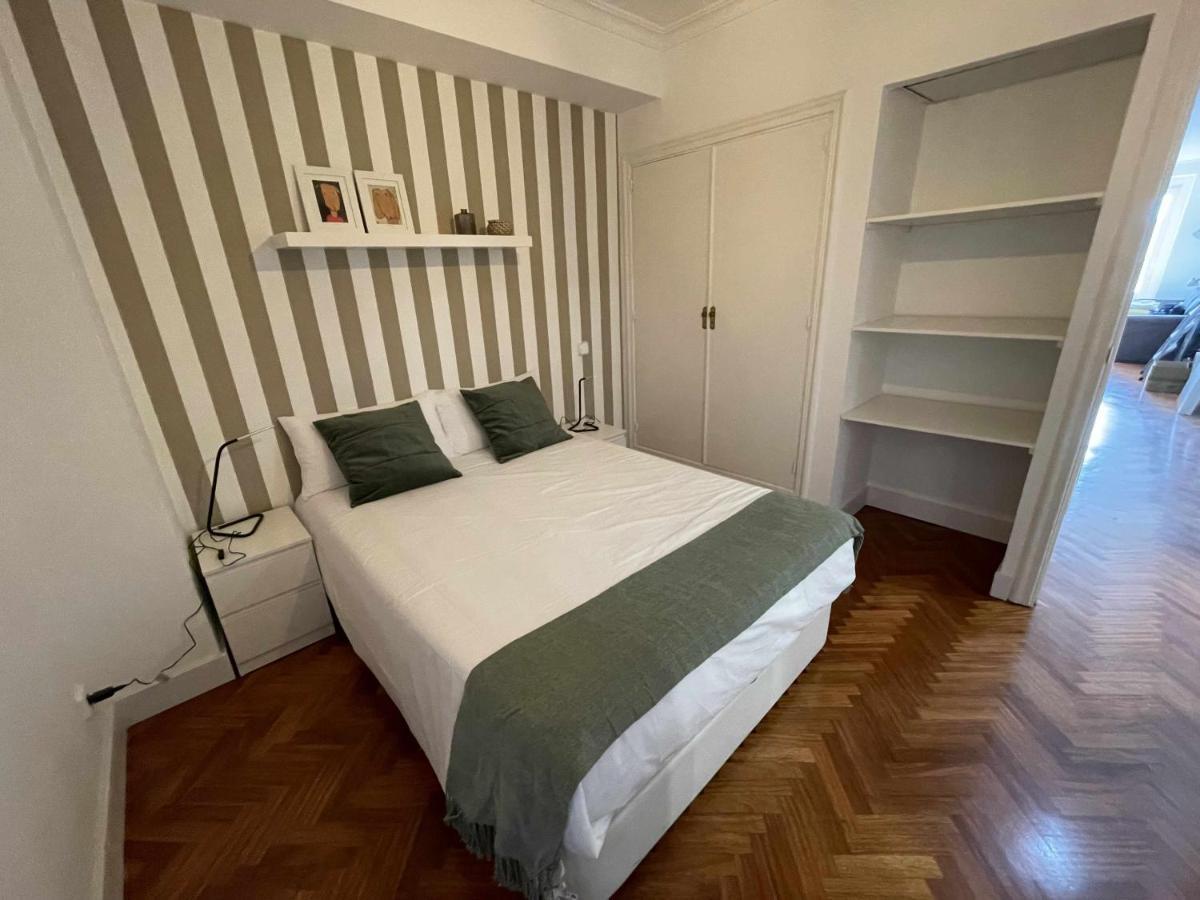 Apartamento Con Vistas Al Parque Del Retiro Madrid Exterior photo